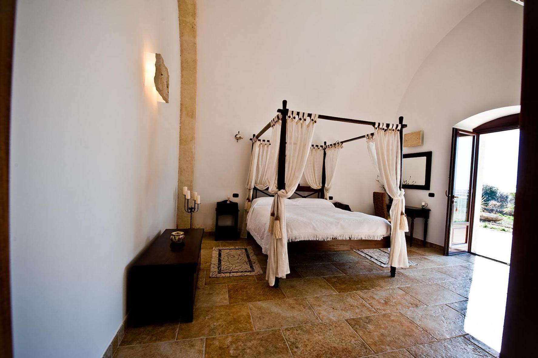 Masseria La Gravina Palagianello Buitenkant foto